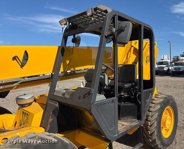 image for item EG2339 2006 JCB 506C HL telehandler