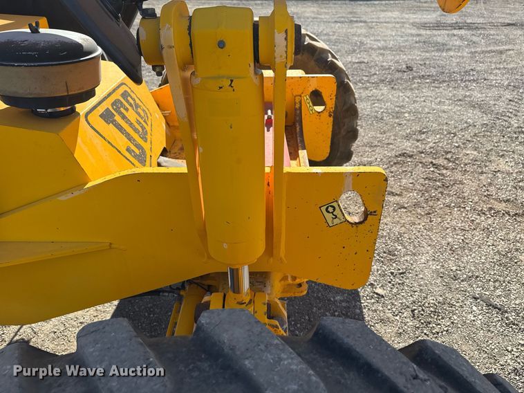 image for item EG2339 2006 JCB 506C HL telehandler