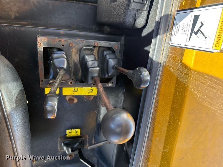 image for item EG2339 2006 JCB 506C HL telehandler