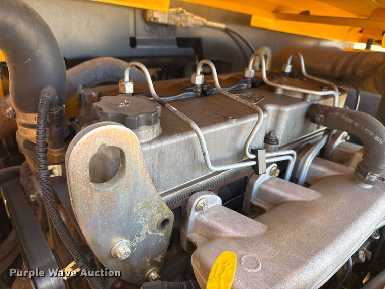 image for item EG2339 2006 JCB 506C HL telehandler