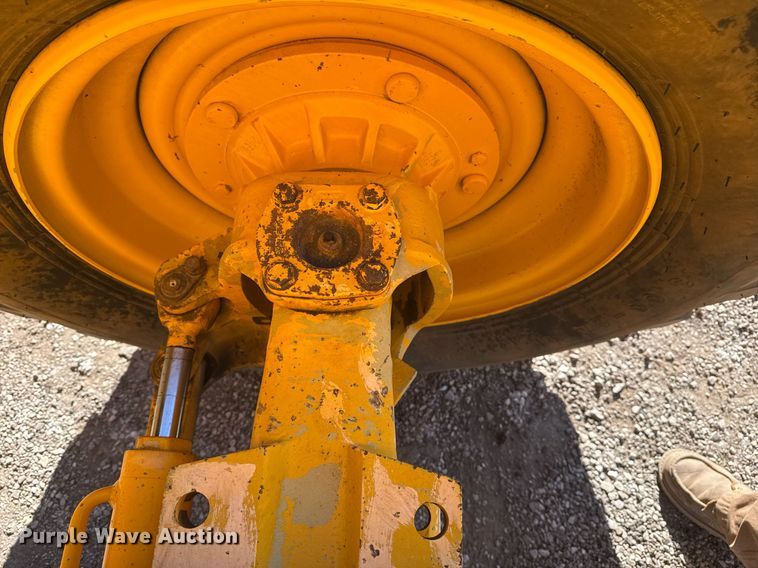 image for item EG2339 2006 JCB 506C HL telehandler