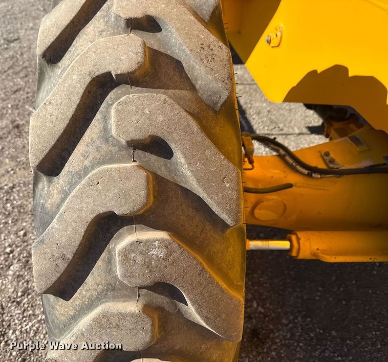 image for item EG2339 2006 JCB 506C HL telehandler