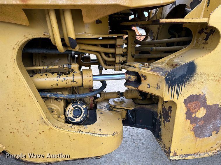 image for item EG7011 1987 Caterpillar 936 wheel loader