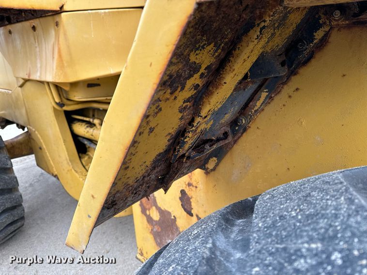image for item EG7011 1987 Caterpillar 936 wheel loader