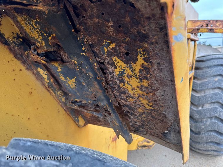 image for item EG7011 1987 Caterpillar 936 wheel loader