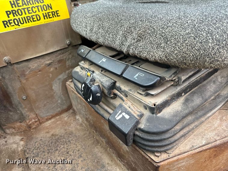 image for item EG7011 1987 Caterpillar 936 wheel loader