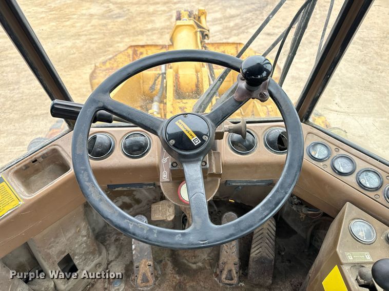 image for item EG7011 1987 Caterpillar 936 wheel loader