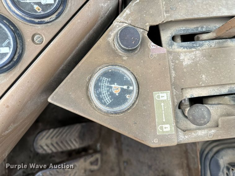 image for item EG7011 1987 Caterpillar 936 wheel loader