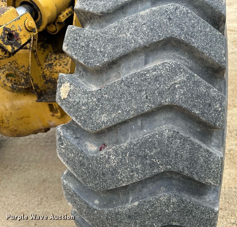image for item EG7011 1987 Caterpillar 936 wheel loader