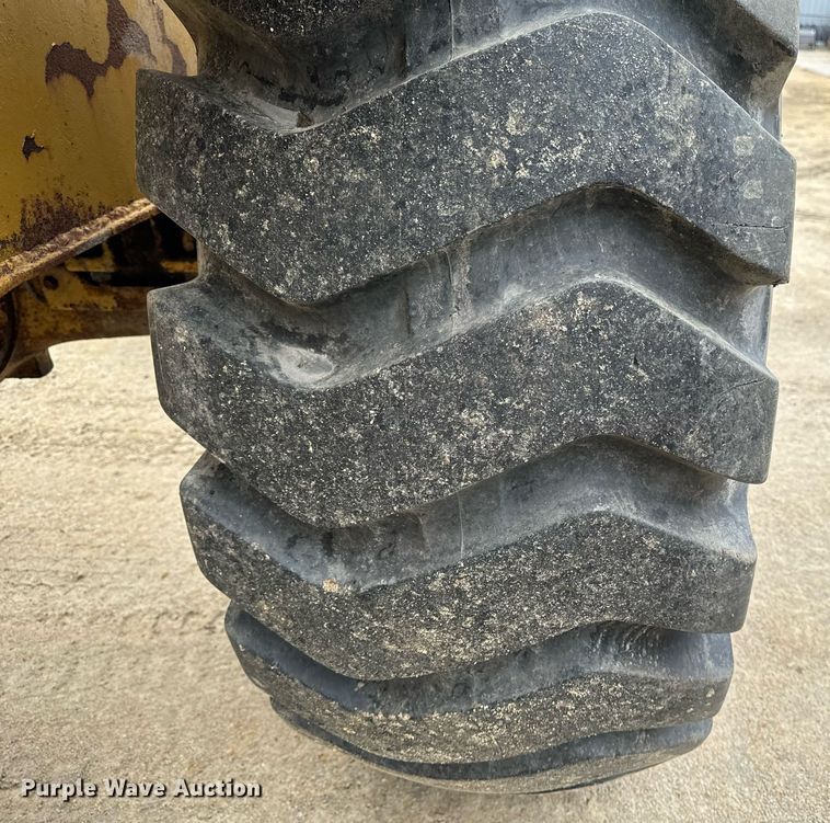 image for item EG7011 1987 Caterpillar 936 wheel loader