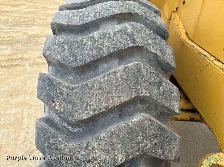 image for item EG7011 1987 Caterpillar 936 wheel loader
