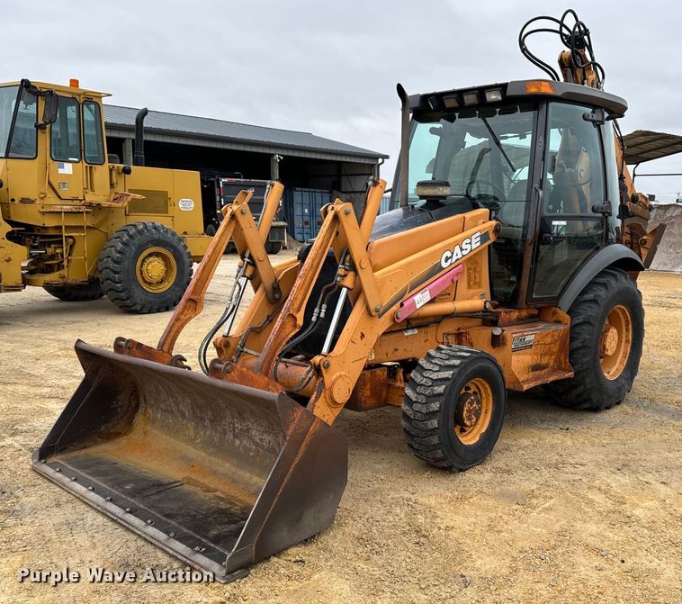 image for item EG7012 2001 Case 580 Super M backhoe