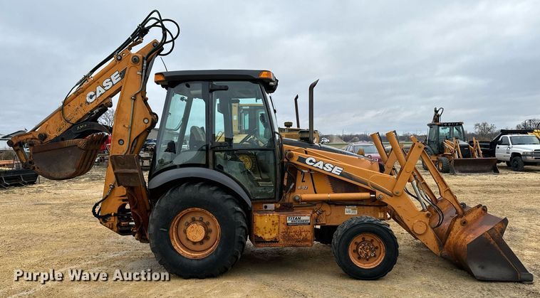 image for item EG7012 2001 Case 580 Super M backhoe