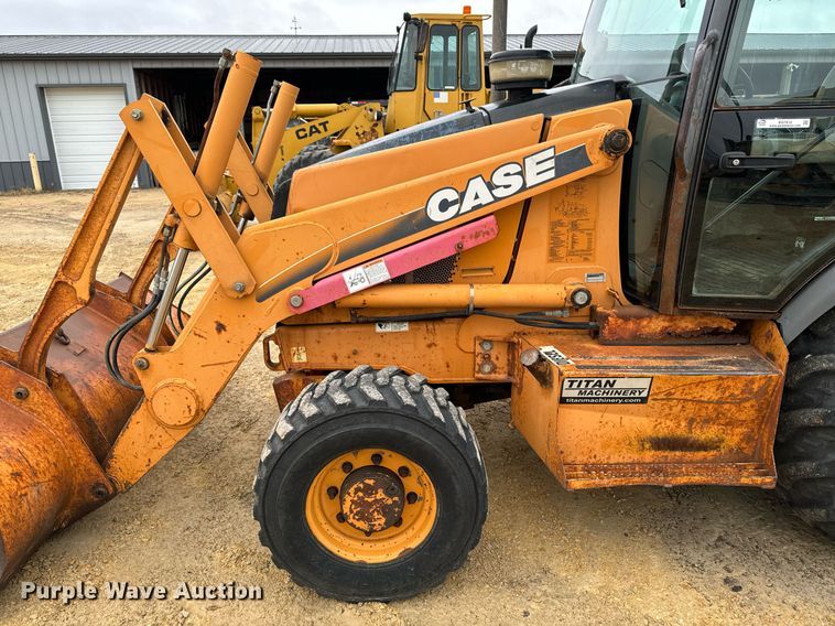 image for item EG7012 2001 Case 580 Super M backhoe
