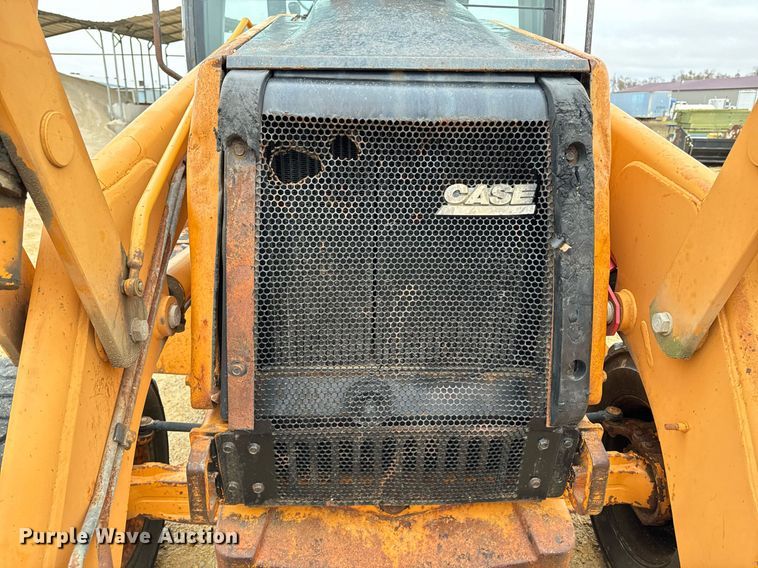 image for item EG7012 2001 Case 580 Super M backhoe