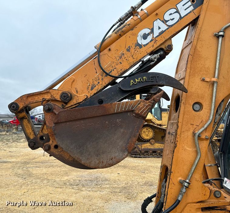 image for item EG7012 2001 Case 580 Super M backhoe