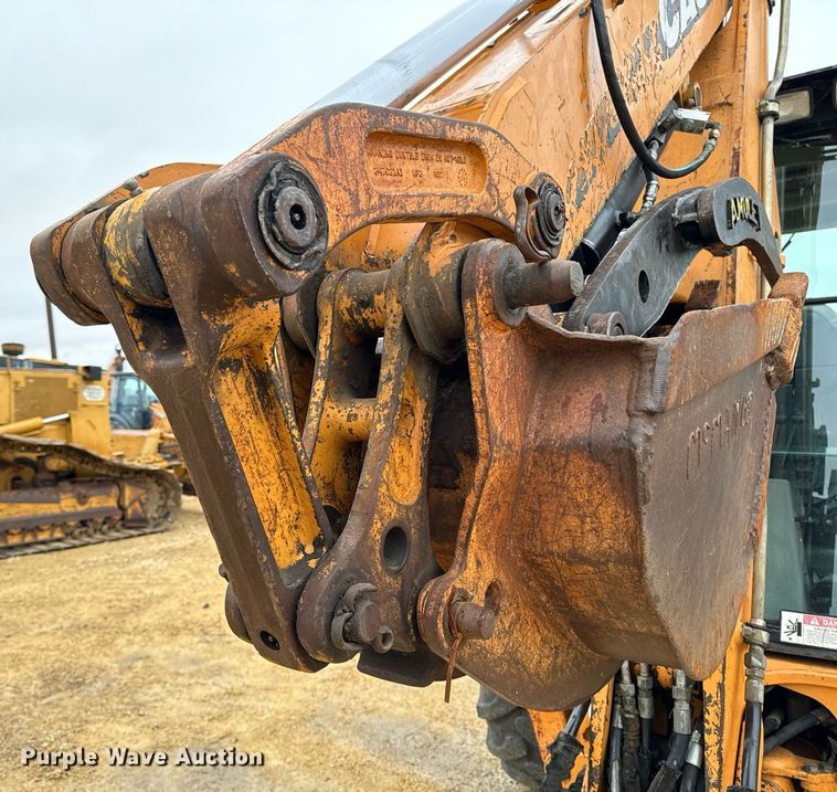 image for item EG7012 2001 Case 580 Super M backhoe