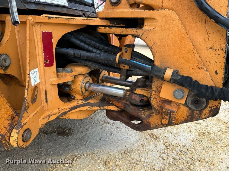 image for item EG7012 2001 Case 580 Super M backhoe