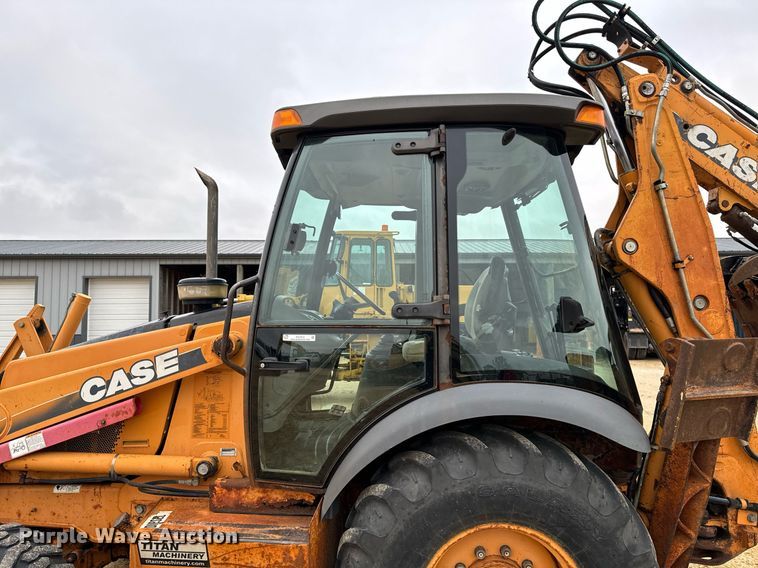 image for item EG7012 2001 Case 580 Super M backhoe
