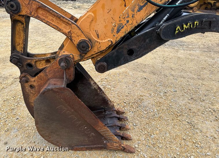 image for item EG7012 2001 Case 580 Super M backhoe