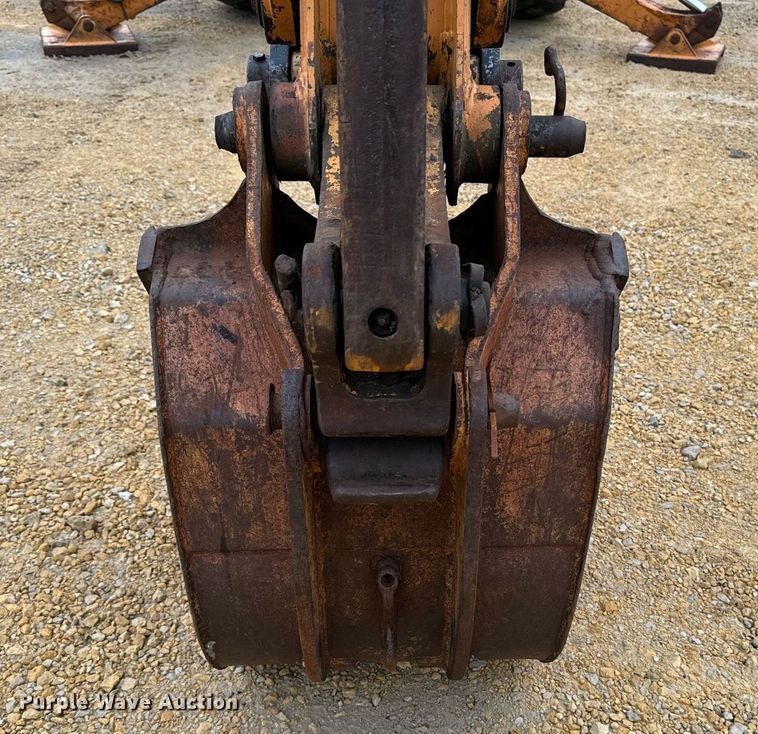 image for item EG7012 2001 Case 580 Super M backhoe