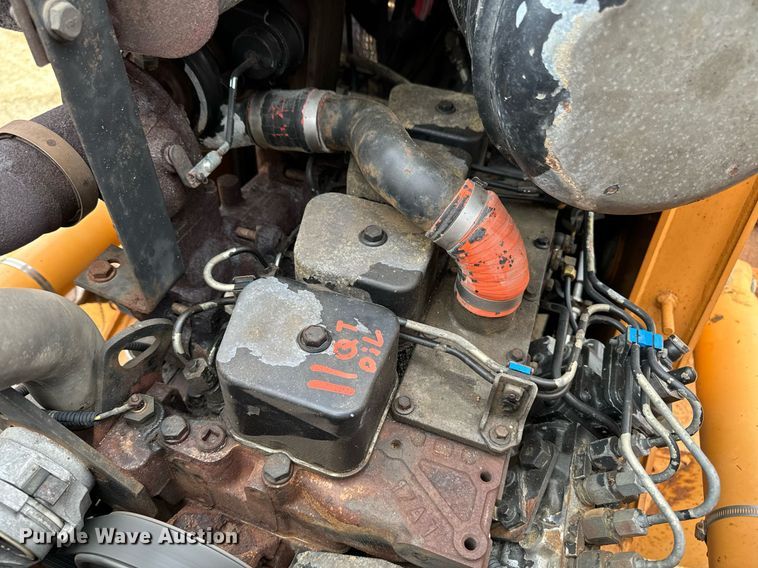 image for item EG7012 2001 Case 580 Super M backhoe