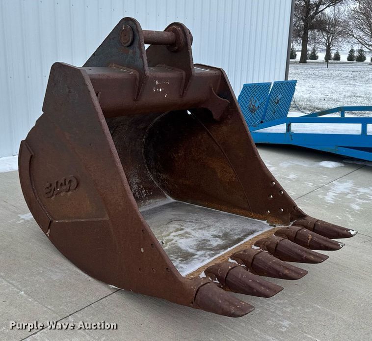 image for item EG7020 Esco excavator bucket