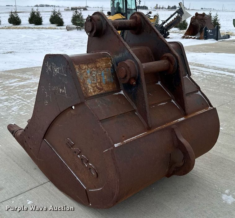 image for item EG7020 Esco excavator bucket