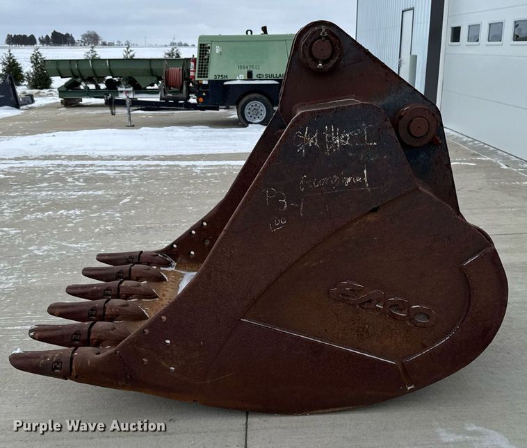 image for item EG7020 Esco excavator bucket