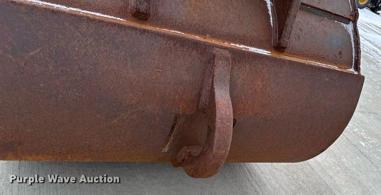 image for item EG7020 Esco excavator bucket