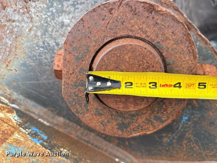 image for item EG7020 Esco excavator bucket