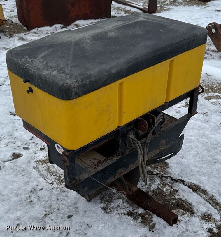 image for item EG7024 SnowEx Bulk Pro 1575 spreader