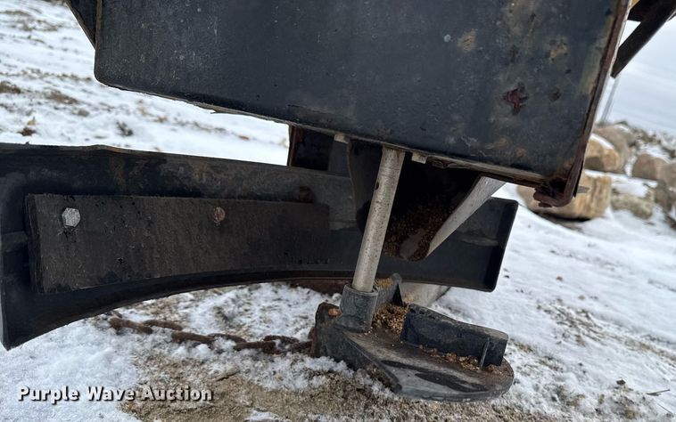 image for item EG7024 SnowEx Bulk Pro 1575 spreader