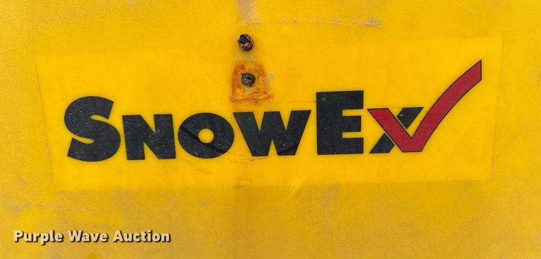 image for item EG7024 SnowEx Bulk Pro 1575 spreader