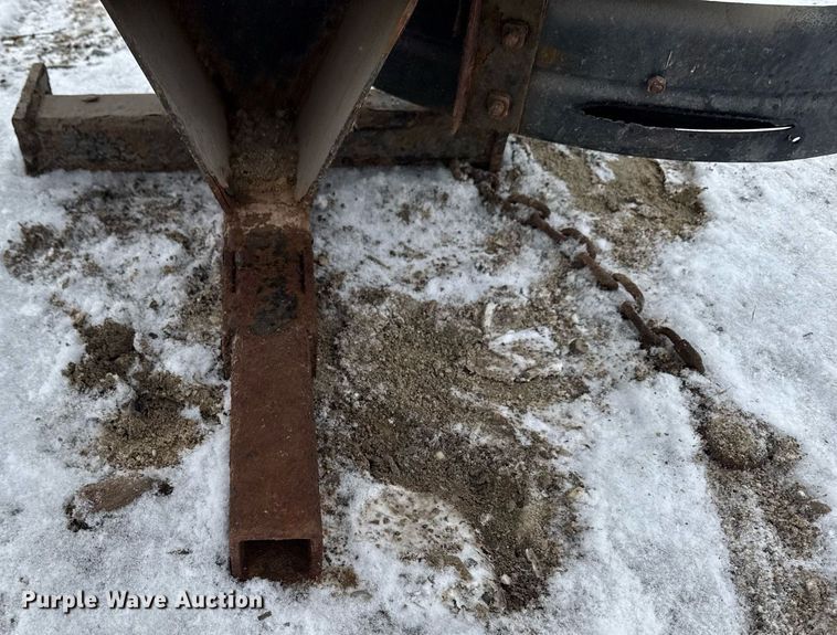 image for item EG7024 SnowEx Bulk Pro 1575 spreader