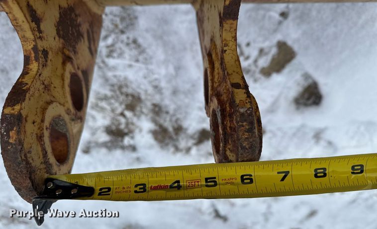 image for item EG7034 Excavator attachments