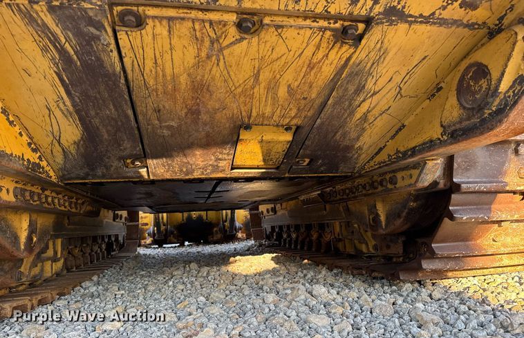 image for item EG7051 2000 Caterpillar 973 track loader