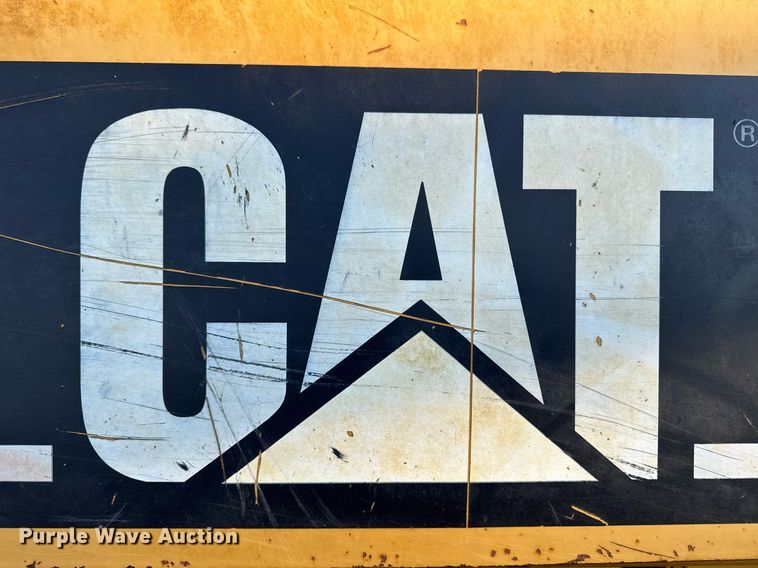 image for item EG7051 2000 Caterpillar 973 track loader