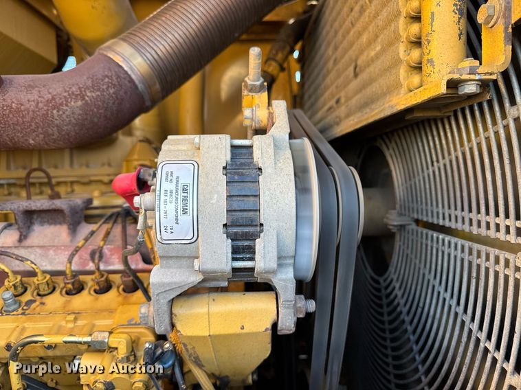 image for item EG7051 2000 Caterpillar 973 track loader