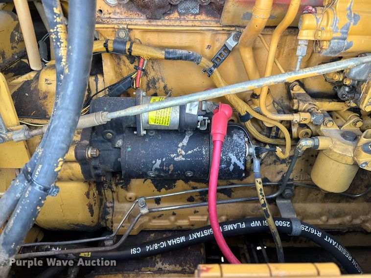 image for item EG7051 2000 Caterpillar 973 track loader