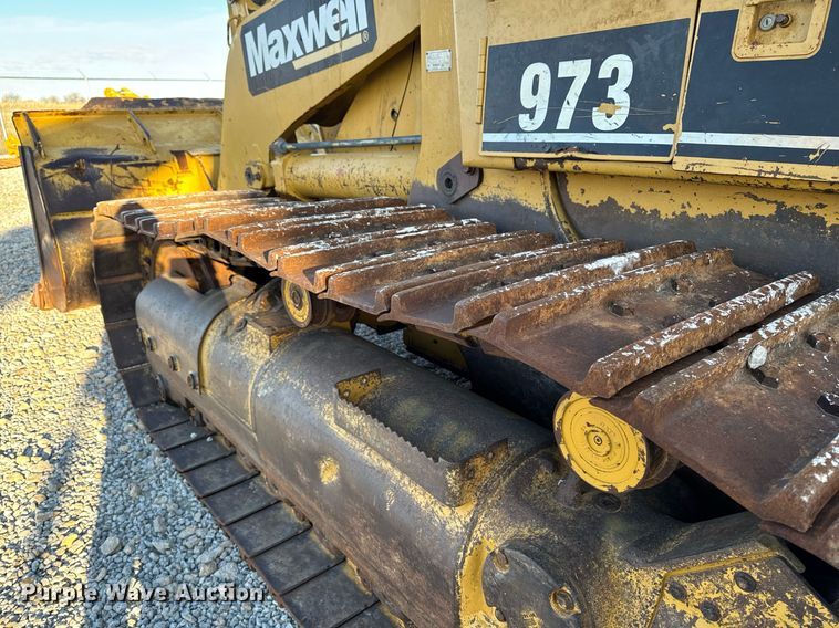 image for item EG7051 2000 Caterpillar 973 track loader