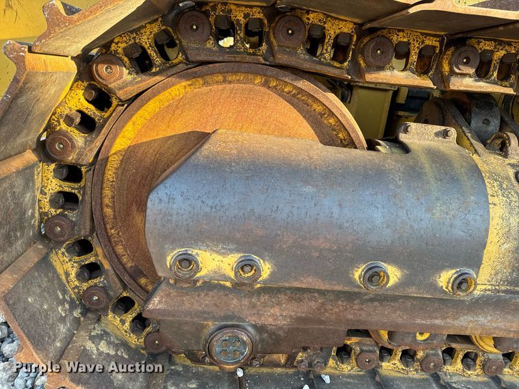 image for item EG7051 2000 Caterpillar 973 track loader