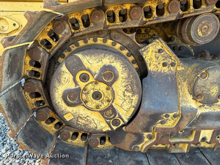 image for item EG7051 2000 Caterpillar 973 track loader