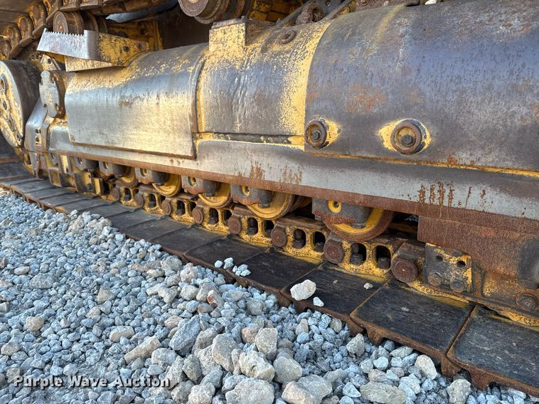 image for item EG7051 2000 Caterpillar 973 track loader