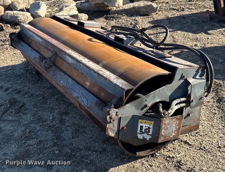 image for item EG7055 Case CR84AS skid steer vibratory roller