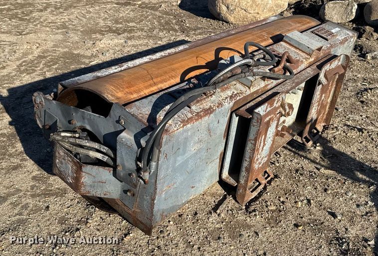 image for item EG7055 Case CR84AS skid steer vibratory roller