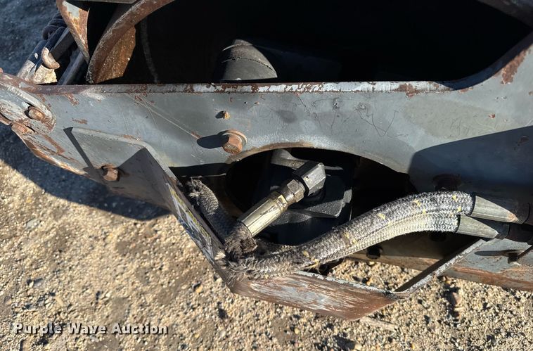 image for item EG7055 Case CR84AS skid steer vibratory roller