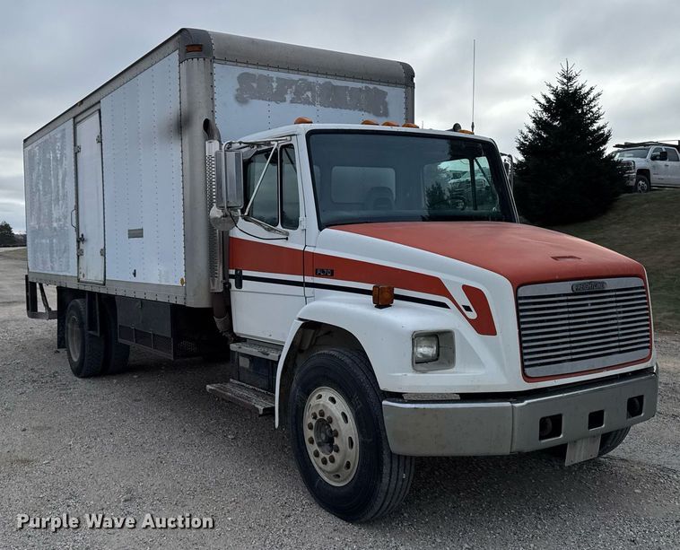 image for item EG7059 1995 Freightliner FL70 box truck