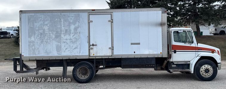 image for item EG7059 1995 Freightliner FL70 box truck