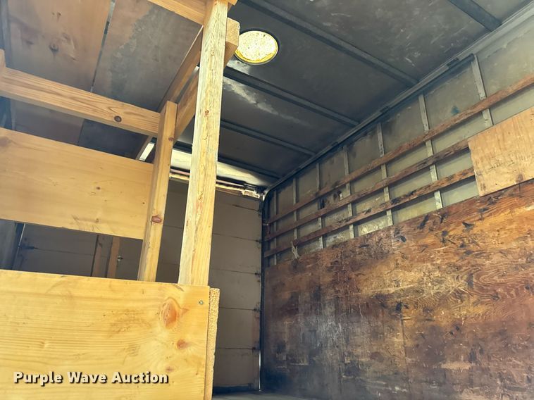 image for item EG7059 1995 Freightliner FL70 box truck